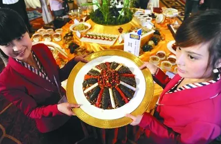 【支招】餐企如何從產(chǎn)品、服務(wù)、營(yíng)銷三方面突圍？