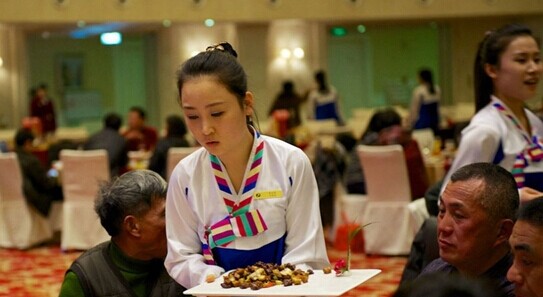 小姑娘VS大姐，誰才是受餐廳歡迎的員工？|餐飲界