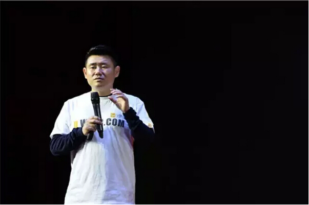 專(zhuān)訪(fǎng)金百萬(wàn)鄧超：做最燒腦的轉(zhuǎn)型|餐飲界