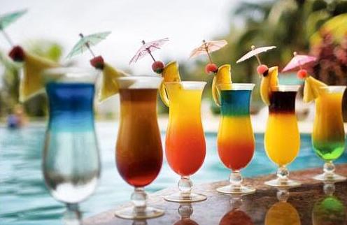 預(yù)調(diào)雞尾酒市場(chǎng)泡沫破滅，誰(shuí)是下一個(gè)“百億大單品”？|餐飲界