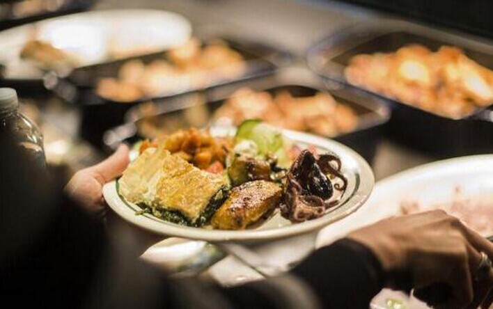 Facebook高大上的員工餐廳：我不吃，我就看看|餐飲界