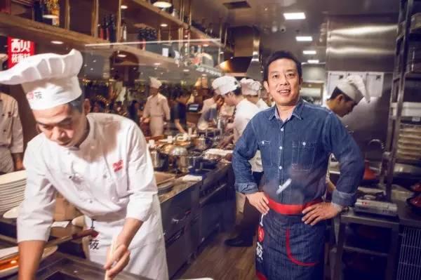 西貝賈國龍：賠兩次一百萬，賺回一個億|餐飲界