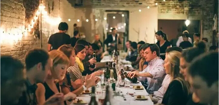 用食物和用餐伙伴吸引廚師、征服吃貨|餐飲界