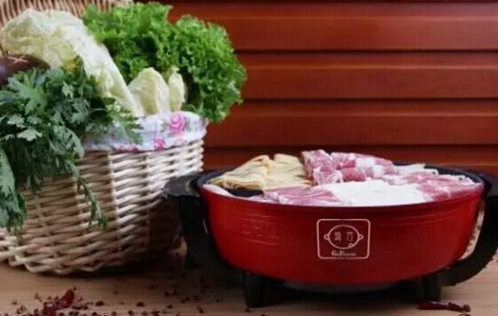 他為何對火鍋外賣如此執(zhí)著？|餐飲界