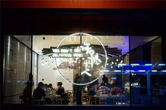 外婆家旗下“你別走”制全蝦宴，吳國平還想做什么？|餐飲界