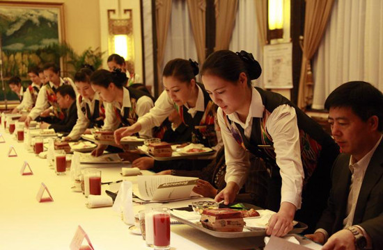 2016餐飲人能否真正“笑”著走下去？