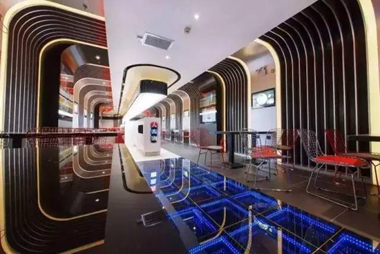 這些餐廳的客流量爆表，就因為下了狠招|餐飲界