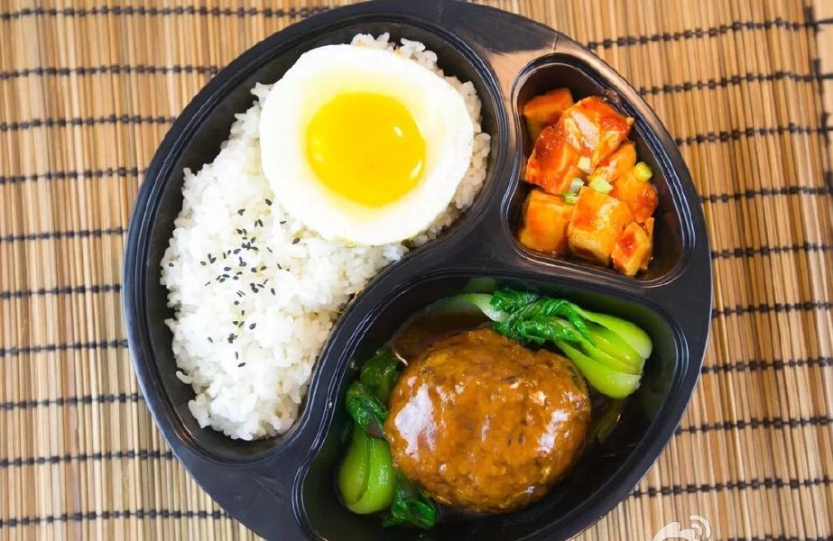 13年前的中國外賣龍頭就是這樣斷送了自己的地位？|餐飲界