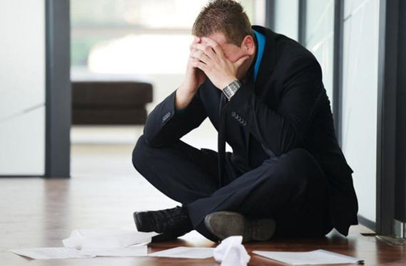 大二學(xué)生開餐館創(chuàng)業(yè)失敗，加盟就是個坑！|餐飲界