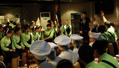 你不在，餐廳就亂成一鍋粥？你該需要一個后備店長！|餐飲界