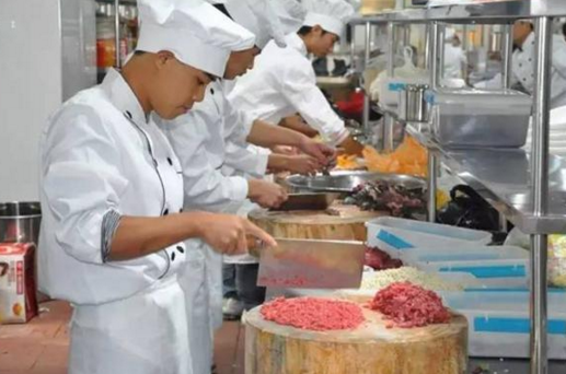 餐飲人，為什么你的工資一直漲不了？