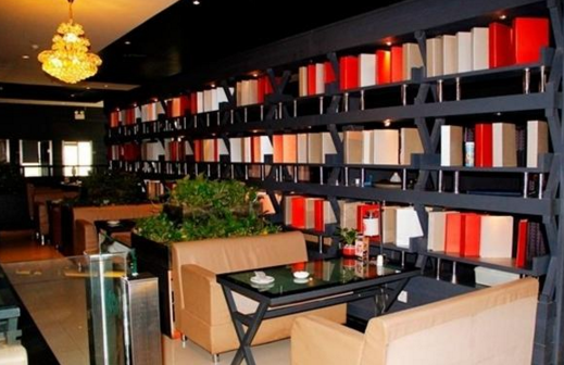 餐廳遭“強(qiáng)關(guān)” 因嚴(yán)重違約？