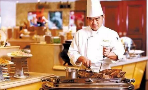 這樣的廚師長(zhǎng)，才是餐飲老板想要的！|餐飲界