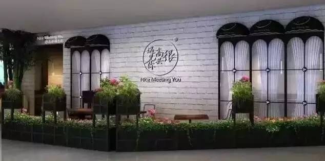 為自己的品牌“帶鹽”!誰說餐飲人不能成為網(wǎng)紅？|餐飲界