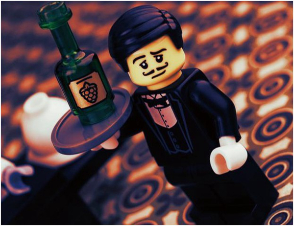 餐廳刷爆朋友圈的秘密，原來是你家服務員做到這些？|餐飲界