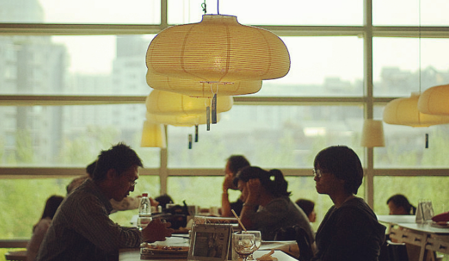 店中店年收入12億，宜家餐廳這匹黑馬跑出來(lái)的秘訣是？