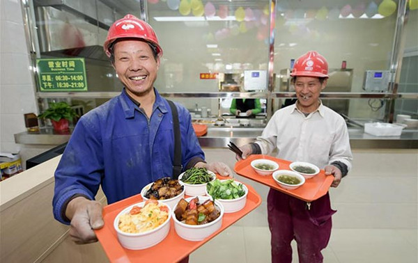 運營成本高、利潤薄，社區(qū)食堂如何擺脫生存尷尬？