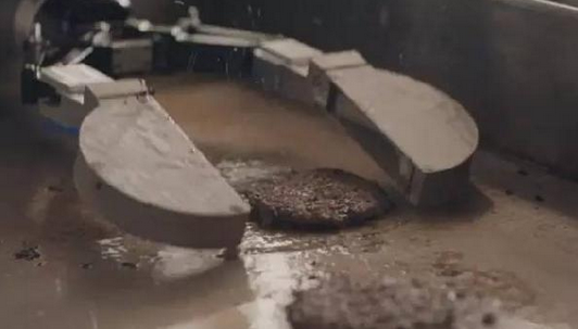 機器人又來搞事了，這次是漢堡廚師！