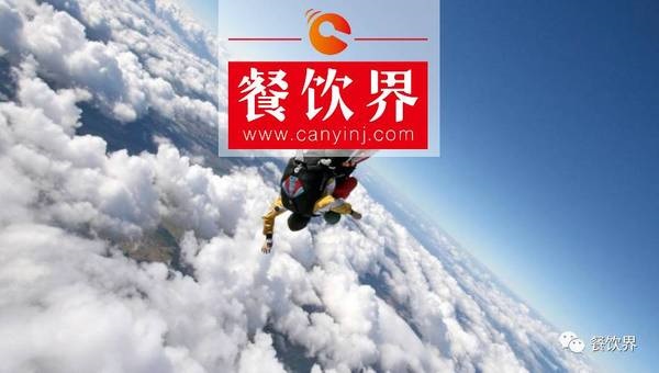 5秒出餐，3個(gè)月打造成區(qū)域外賣市場NO.1，年?duì)I業(yè)額破億，這家龍蝦飯外賣品牌憑什么？