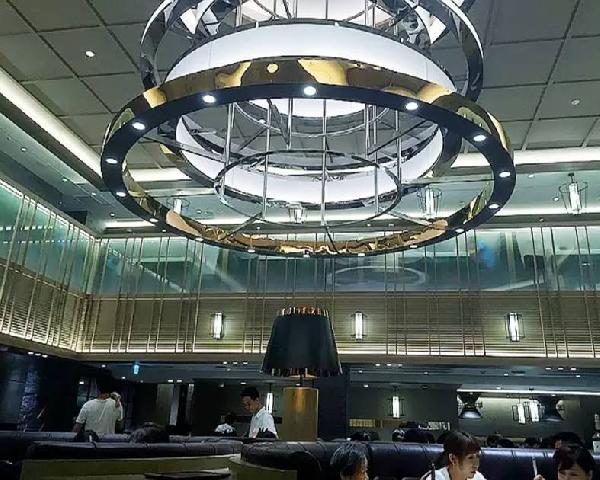 海底撈、小肥羊全面“入侵”日本，這畫風(fēng)怎么回事？