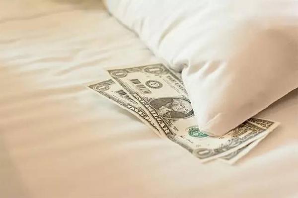 打賞經(jīng)濟蛋糕很大，餐廳引入“打賞制”矛盾幾何？