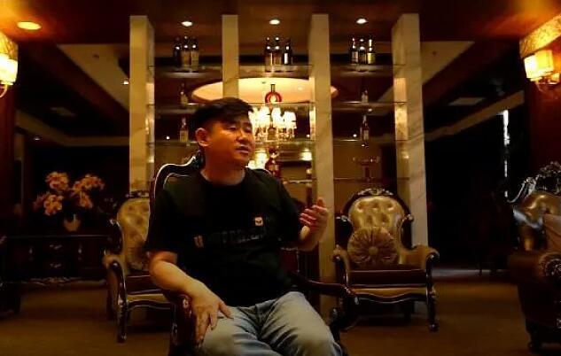 從車庫賣烤鴨到做外賣年入3億，揭秘金百萬新三板背后的舍棄與思考