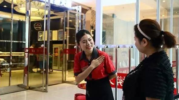 還在朋友圈招人？麥當(dāng)勞、優(yōu)衣庫、海底撈這樣培養(yǎng)店長(zhǎng)！