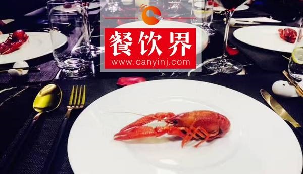 千億市場(chǎng)份額，十萬(wàn)餐飲人分食，小龍蝦市場(chǎng)是一道送命題？