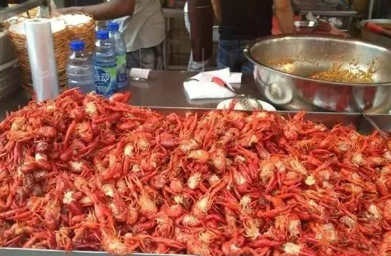 小龍蝦為什么這么受歡迎？社交屬性是原因之一