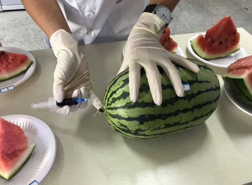 “西瓜打針”“螃蟹打針”，這些食品謠言不足信！