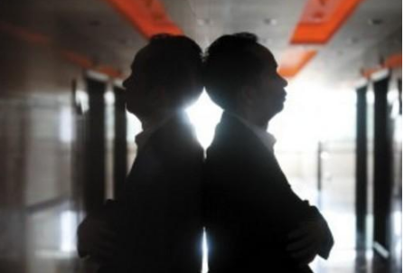 云南知名品牌橋香園兄弟又鬧官司，弟弟告哥索835萬元