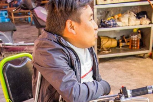 昆明燒烤界的傳奇人物，身高只有1米，牛肉串極品