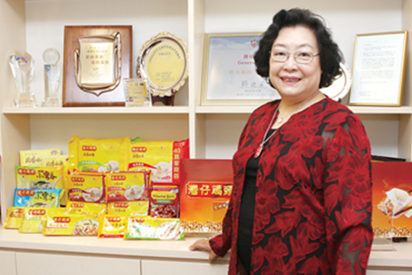 被老公拋棄后，她靠一個單品從0做到億萬富翁