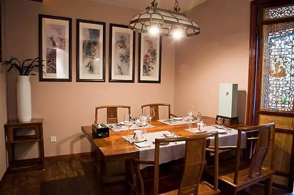 他關(guān)掉酒樓，辭去年薪40萬(wàn)的工作，最后反而登上了《紐約時(shí)報(bào)》！|餐飲界