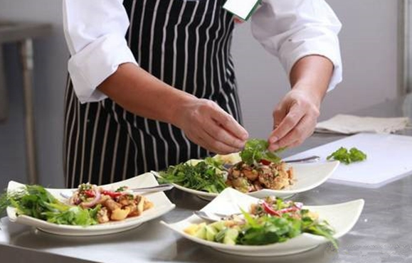餐飲一定要另辟蹊徑！千萬別同質(zhì)化競爭