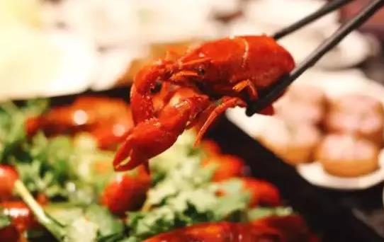 阿里巴巴殺入小龍蝦供應(yīng)鏈，試水餐廳營(yíng)收增速明顯|餐飲界