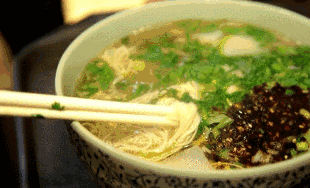 稱霸中國(guó)餐飲界“三大黑暗不明組織”中的正宗蘭州拉面為什么不正宗？