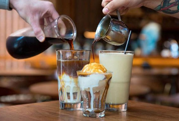 星巴克新品“撞衫”一點點？咖啡味的可樂你又喝過沒？