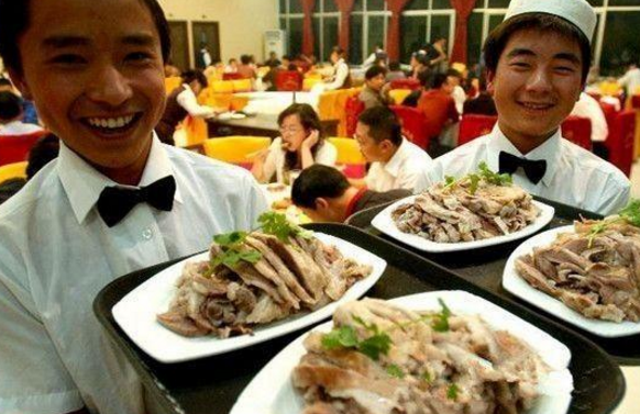 得消費(fèi)者得天下！餐飲老板趕緊跟上這三大趨勢(shì)