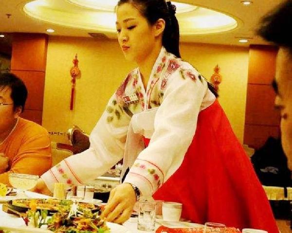 小時(shí)工成餐飲主力軍！可你知道怎樣用才省錢(qián)又省心？|餐飲界