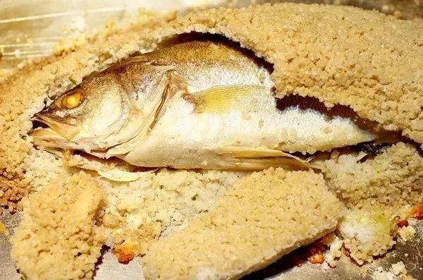 網(wǎng)紅餐廳如何破除 “紅得快，死得早”的魔咒？| 餐見