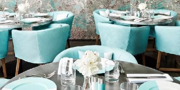 五十六年后，你終于能在Tiffany吃上早餐了