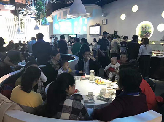 告別傳統(tǒng)點(diǎn)餐  石代的“手勢”能否跟上馬云的腳步