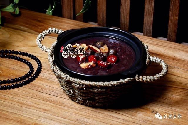 從無人問津，到餓了么、美團上的爆品，如何憑一碗粥拿到晉級牌