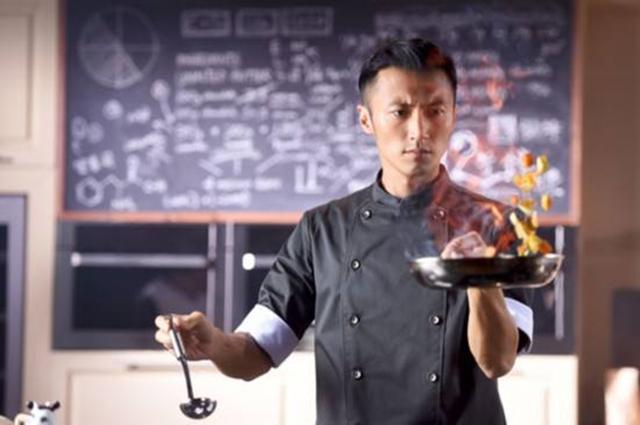 《鋒味》開(kāi)播惹爭(zhēng)議，謝霆鋒好好一個(gè)演員干嘛非要去做廚子？|餐飲界
