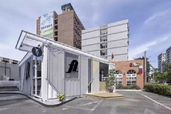 這些集裝箱咖啡廳的設(shè)計(jì)，主要還是看氣質(zhì)！