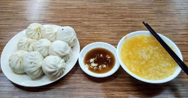 60平米早餐店一早收了5000塊，老板做了這五件事