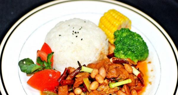 讓顧客“一見鐘情”的店鋪，到底做對了什么？|餐飲界