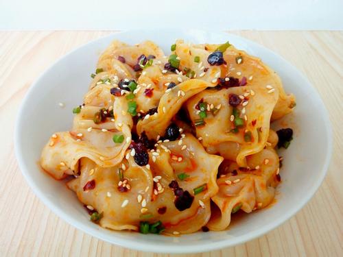 辣醬市場“降維打擊”來勢洶洶，老干媽品牌能攻守自如嗎？|餐飲界