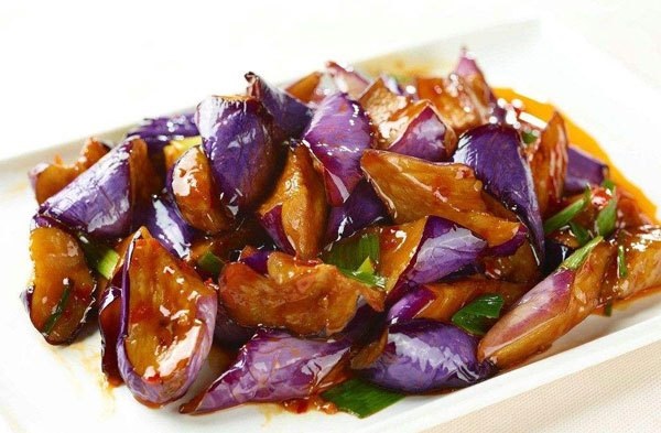 茄子這樣做，竟然能做出紅燒魚(yú)口味，美味到不像話